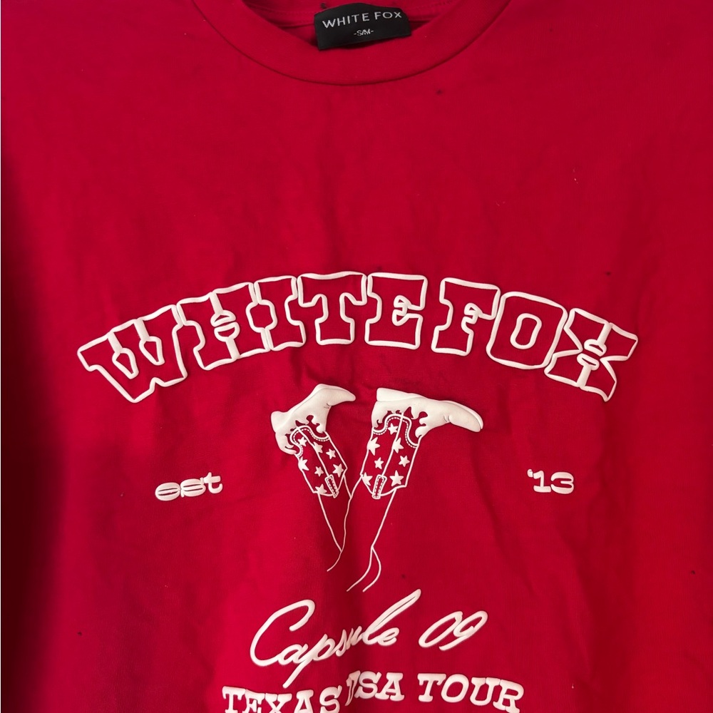 White Fox Red Graphic T-Shirt - Picture 2 of 3